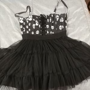 Black skull dress